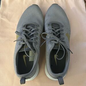 Nike Dual Racer sneakers